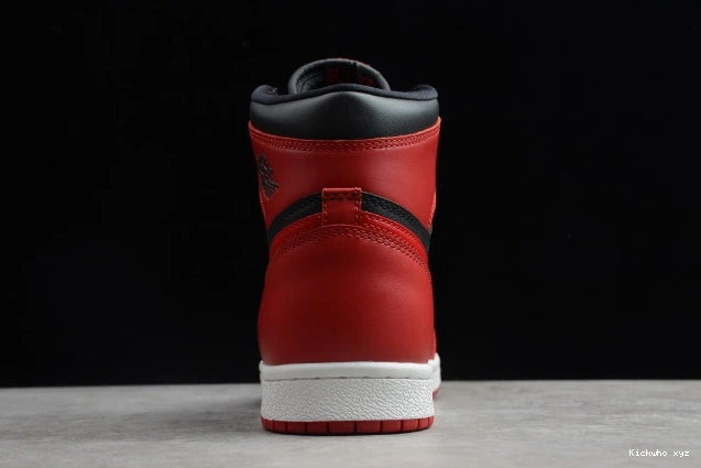 1 85 Red High Varsity Jordan BQ4422-600 Air 0628